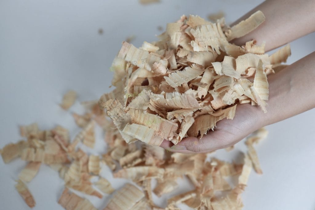 large-flake-wood-shavings-vietnam